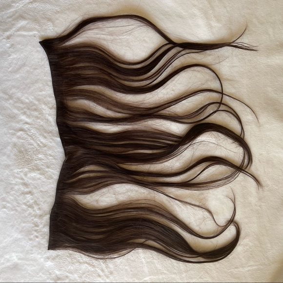 Hair extensions - Picture 1 of 3